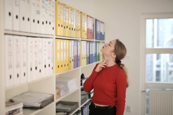 Hybrid workplace benefits and pitfalls